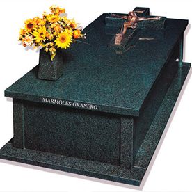 D&B Complutense Servicios Funerarios venta de ataúdes